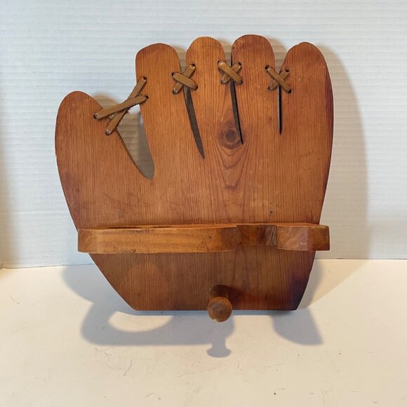 Vintage Wooden Baseball Glove Wall Shelf & Holder With Peg For Cap Or Accessorie - Picture 3 of 9